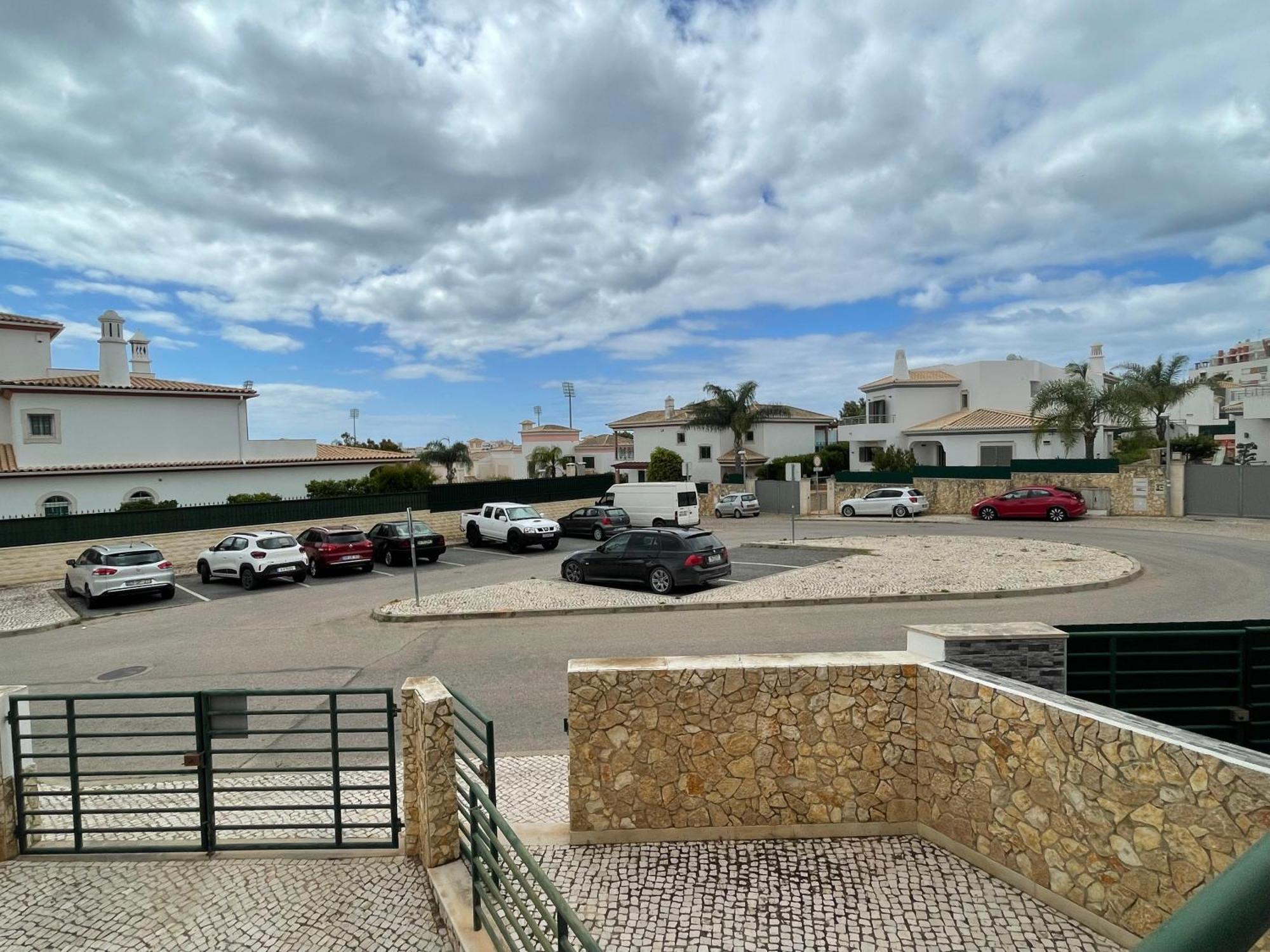 Maison Familiale Avec Terrasse, Bbq Albufeira Bagian luar foto